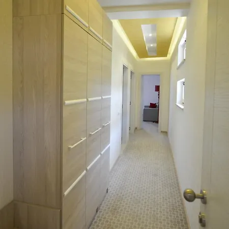 Hotel Atina 4*