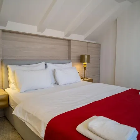Atina Hotel Budva
