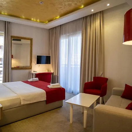 Hotel Atina