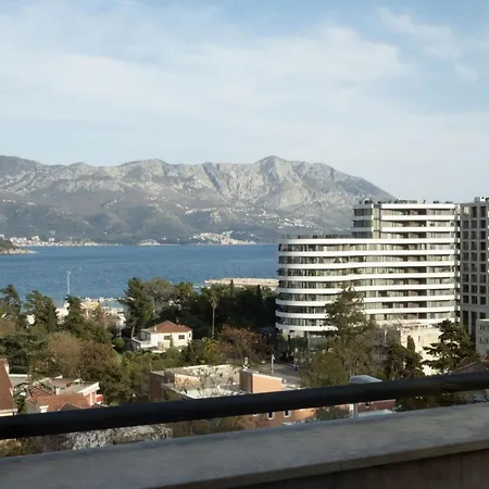 Atina Hotel Budva