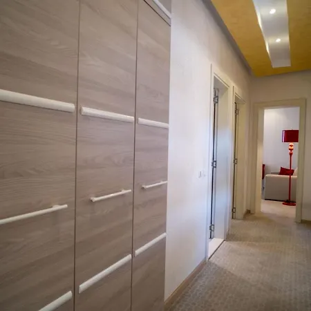 Atina Hotel 4*