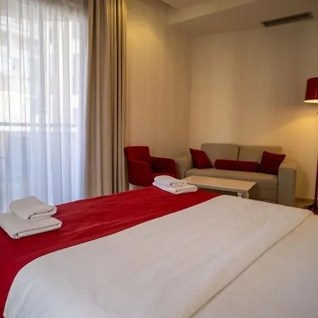 Hotel Atina