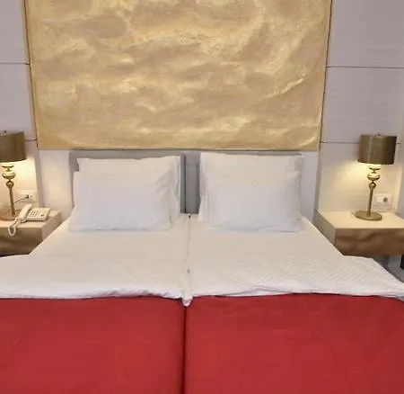 Hotel Atina